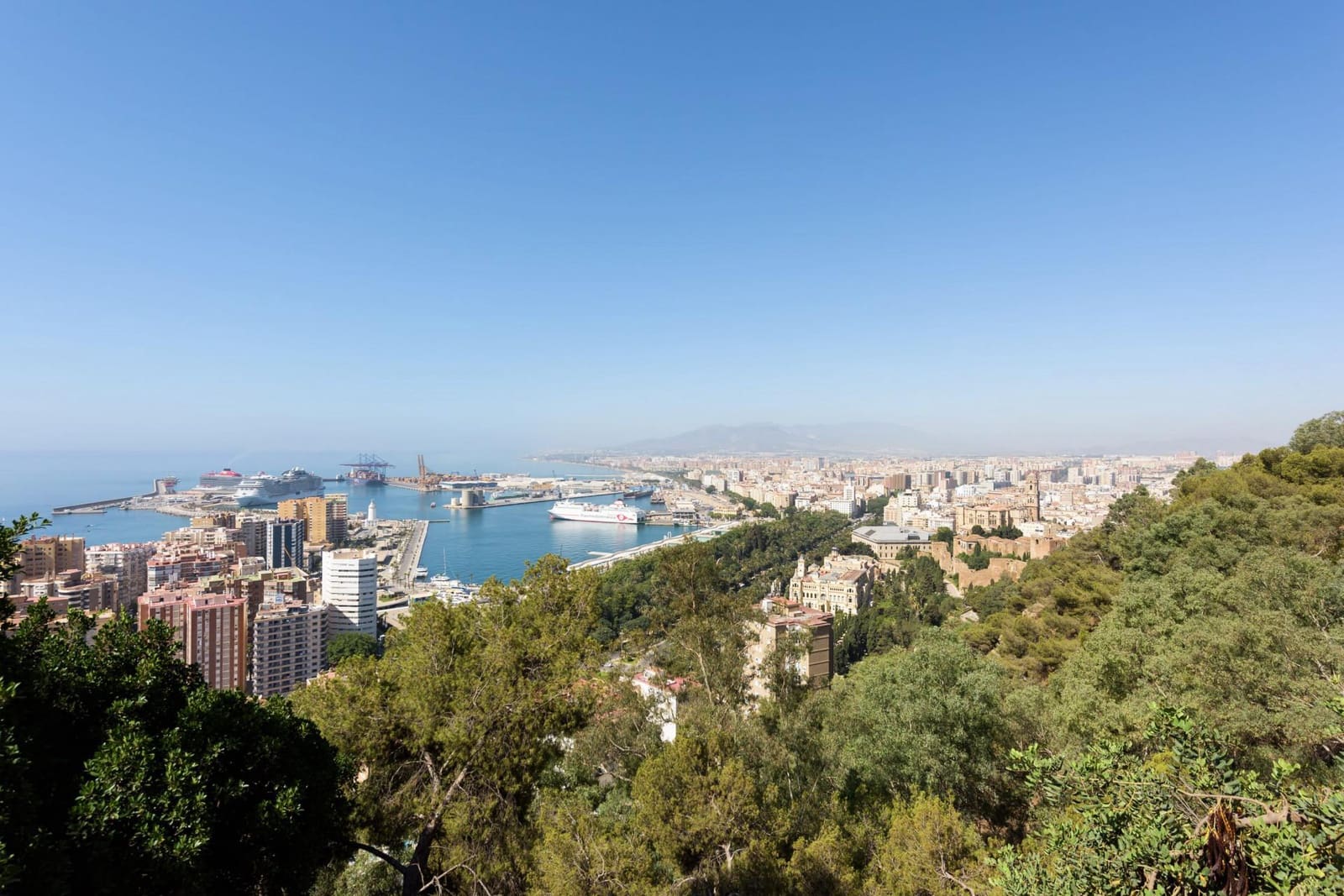 Penthouse til salg i Malaga by - € 260.000 (Ref: 10062518)