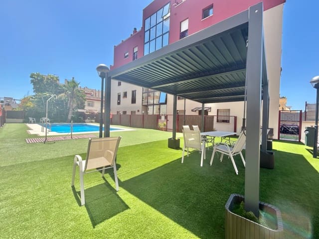 2 soverom Leilighet til salgs i Teatinos, Málaga by med svømmebasseng garasje - € 445 000 (Ref: 10084953)