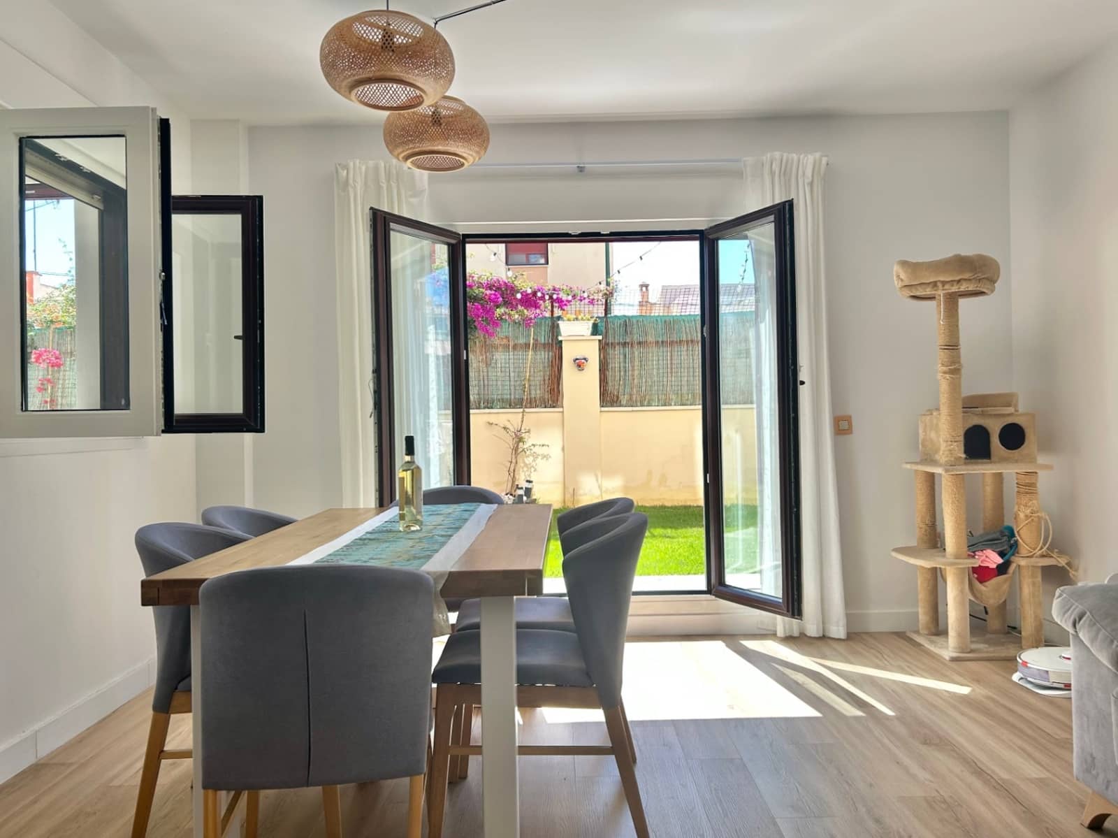 2 soverom Leilighet til salgs i Malaga by med svømmebasseng garasje - € 445 000 (Ref: 10084953)