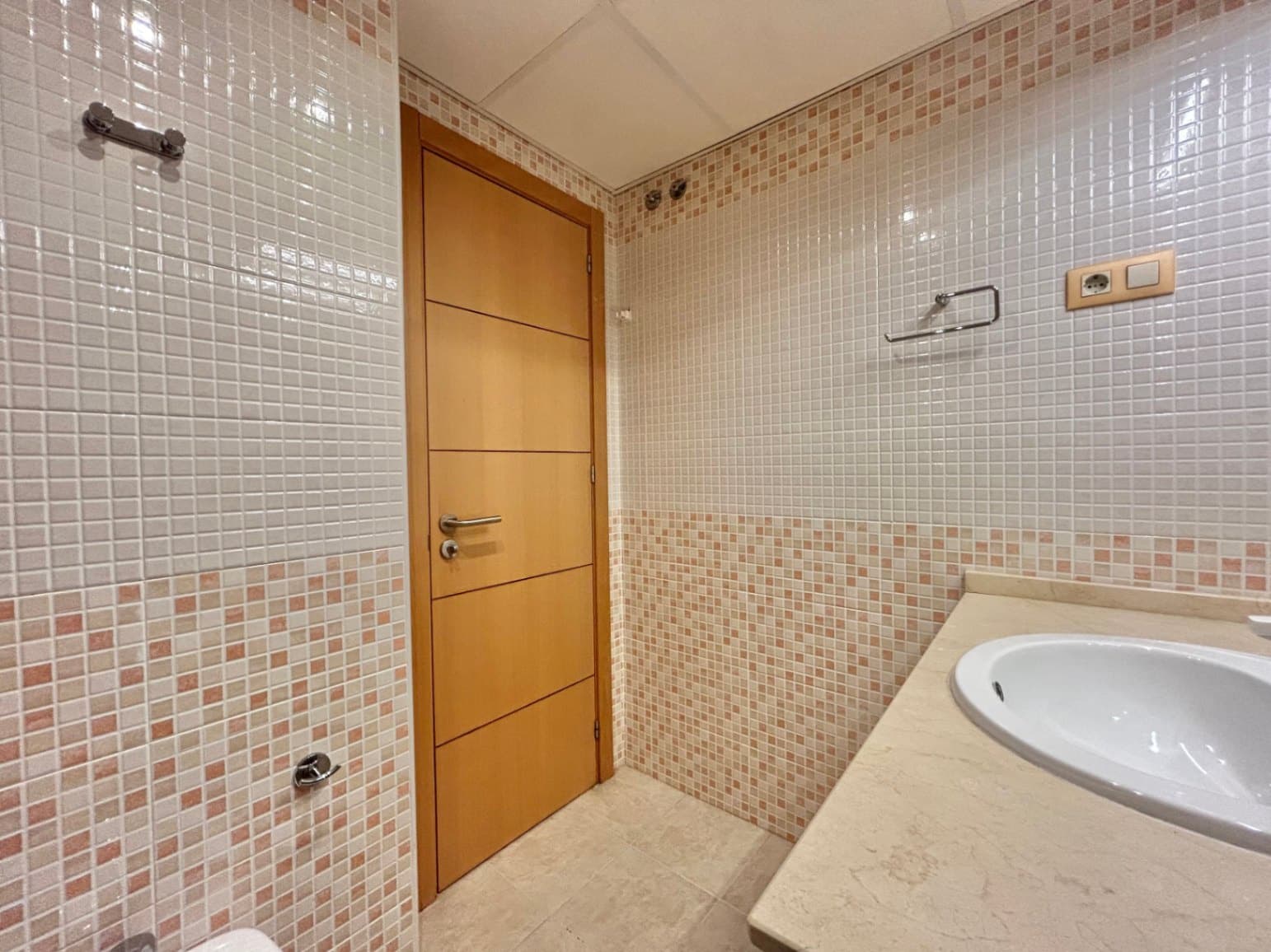 2 soverom Leilighet til salgs i Malaga by med svømmebasseng garasje - € 445 000 (Ref: 10084953)