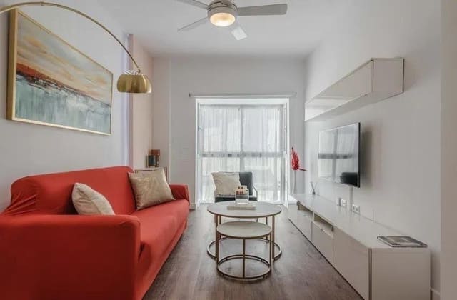 1 soverom Leilighet til salgs i Centro Historico, Málaga by - € 333 000 (Ref: 10084961)