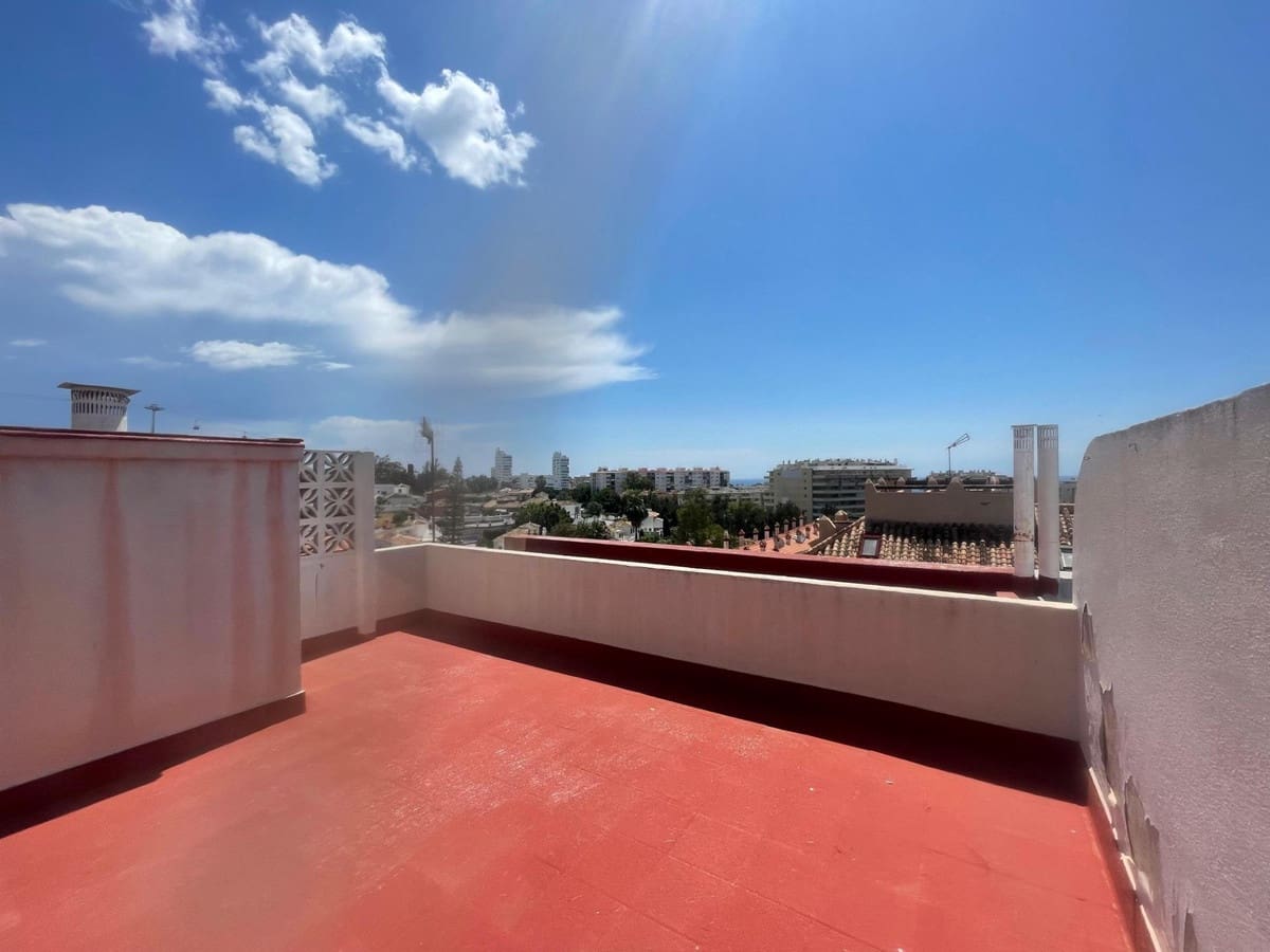 3 soverom Kjedet enebolig til salgs i Benalmadena med svømmebasseng - € 449 000 (Ref: 10084962)