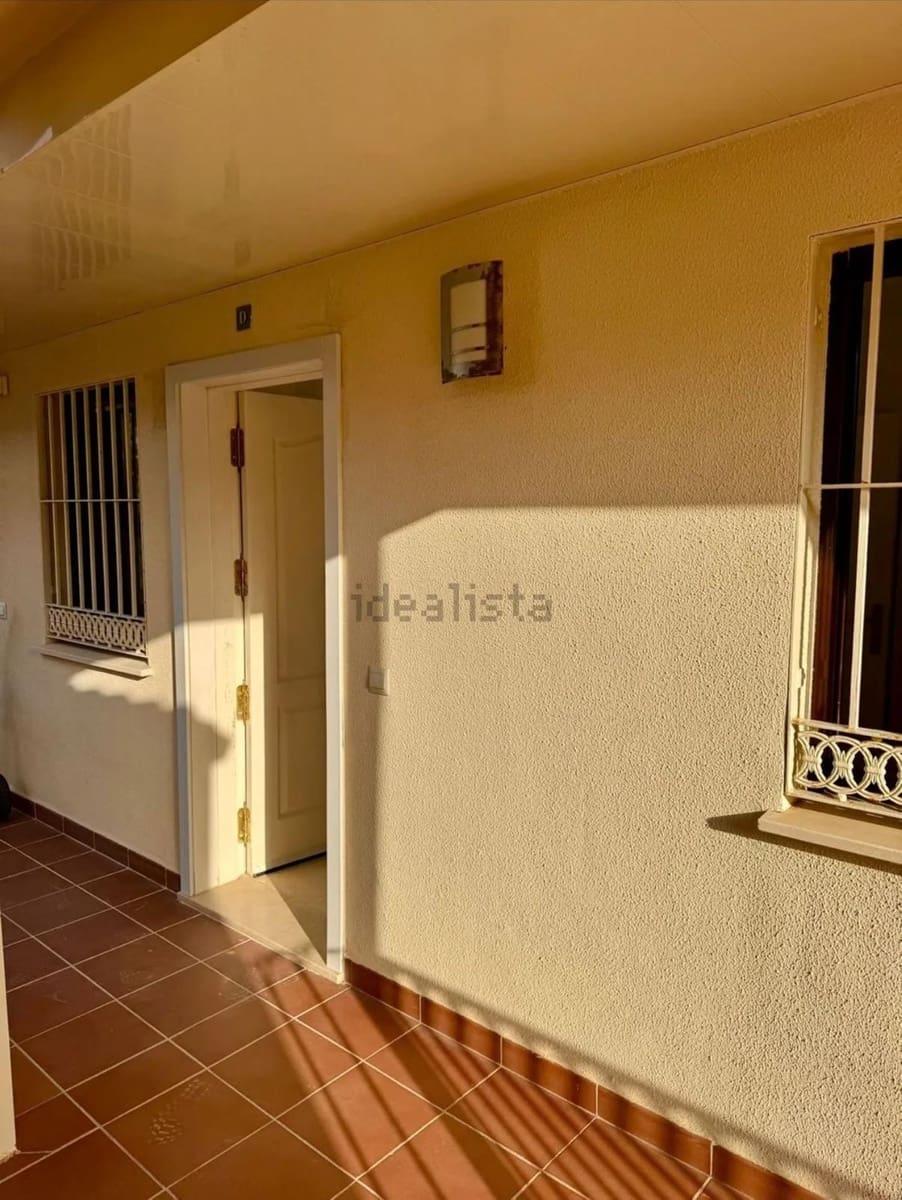 2 soverom Leilighet til salgs i Torrequebrada med svømmebasseng - € 425 000 (Ref: 10084963)
