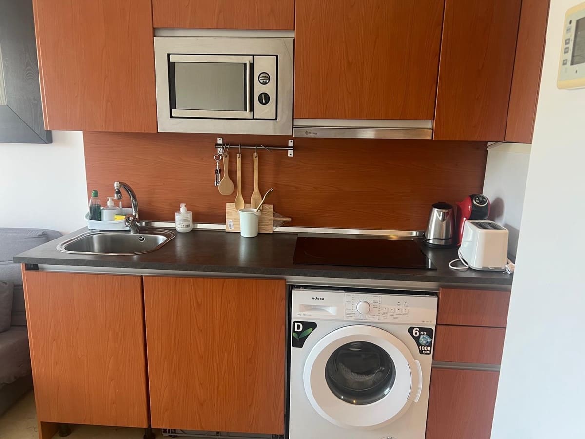 1 bedroom Apartment for sale in Benalmadena with pool - € 319,000 (Ref: 10084965)