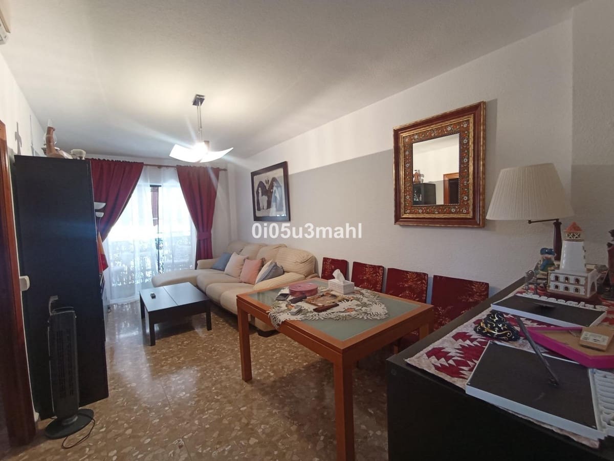 3 makuuhuone Huoneisto myytävänä paikassa Malaga kaupunki - 350 000 € (Ref: 10084968)