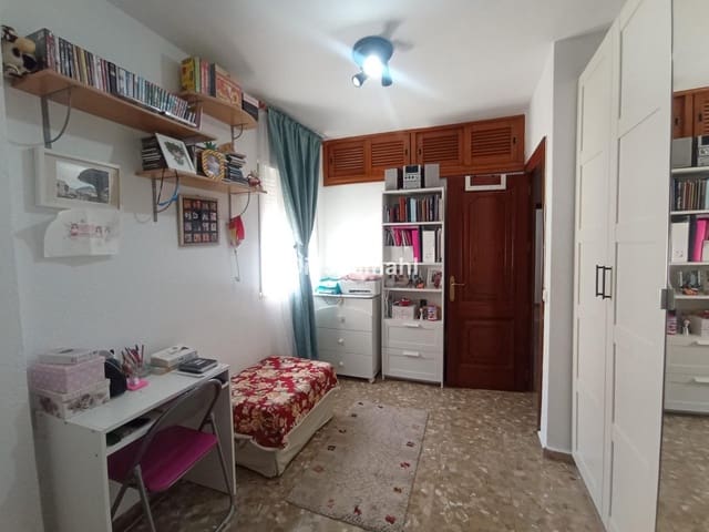 3 makuuhuone Huoneisto myytävänä paikassa La Trinidad, Málaga kaupunki - 350 000 € (Ref: 10084968)