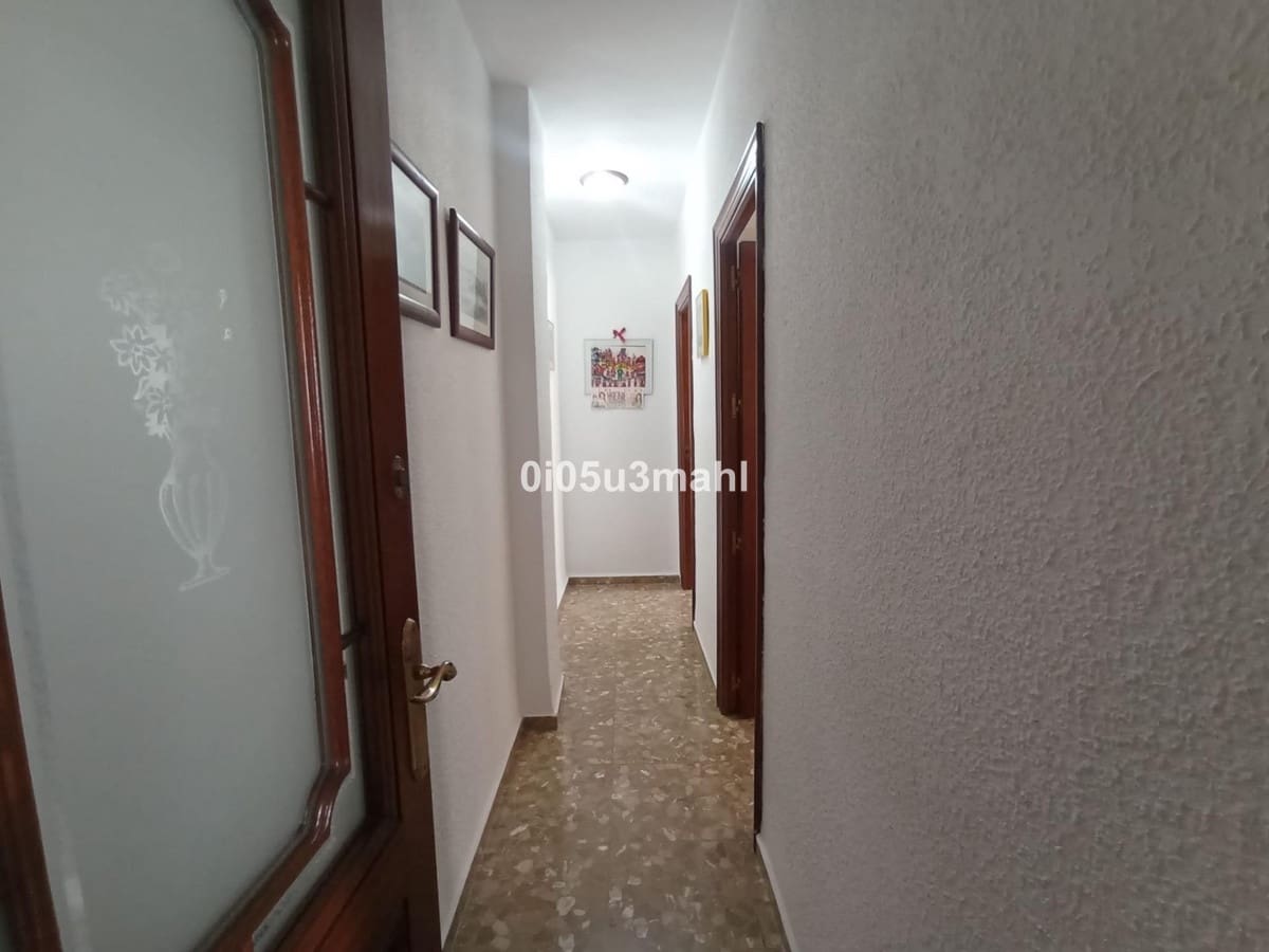 3 makuuhuone Huoneisto myytävänä paikassa Malaga kaupunki - 350 000 € (Ref: 10084968)