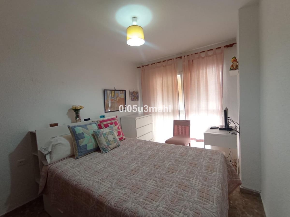 3 makuuhuone Huoneisto myytävänä paikassa Malaga kaupunki - 350 000 € (Ref: 10084968)