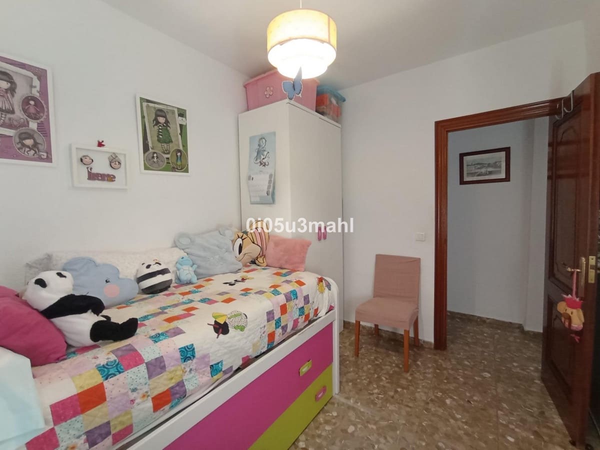 3 makuuhuone Huoneisto myytävänä paikassa Malaga kaupunki - 350 000 € (Ref: 10084968)