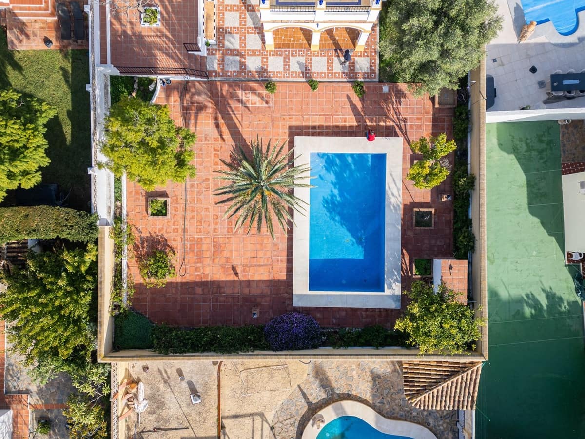 5 sypialnia Dom blizniak na sprzedaż w Benalmadena z basenem - 999 000 € (Ref: 10084976)