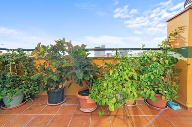 5 bedroom Apartment for sale in El Torcal, Málaga city - € 755,000 (Ref: 10084978)