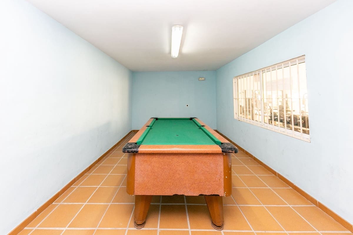 2 sovrum Lägenhet till salu i Torrequebrada med pool - 335 000 € (Ref: 10084979)