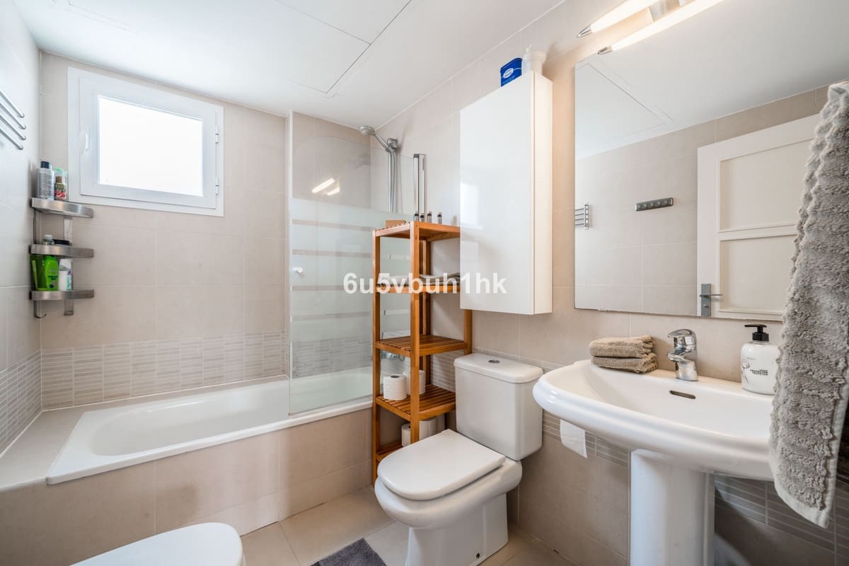 3 sypialnia Penthouse na sprzedaż w Torrequebrada z basenem - 695 000 € (Ref: 10084981)