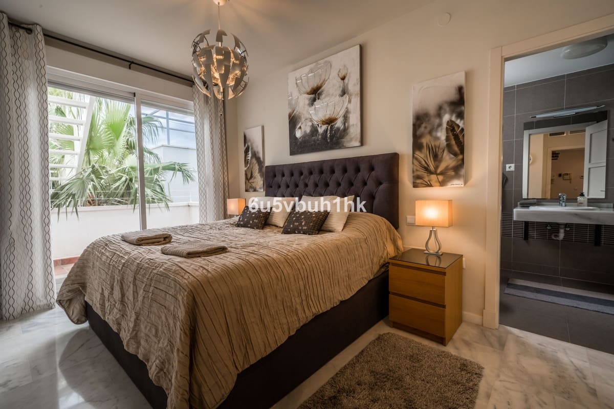 3 sypialnia Penthouse na sprzedaż w Torrequebrada z basenem - 695 000 € (Ref: 10084981)