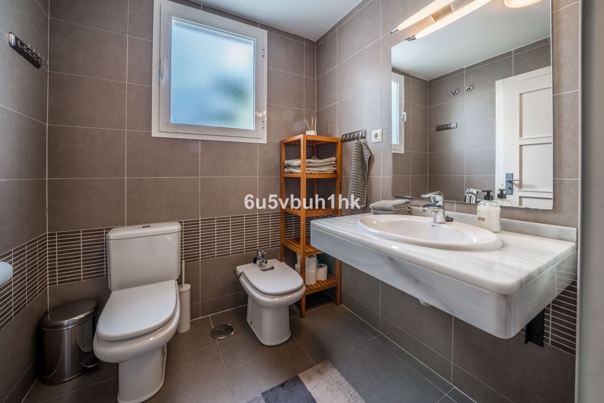 3 sypialnia Penthouse na sprzedaż w Torrequebrada z basenem - 695 000 € (Ref: 10084981)