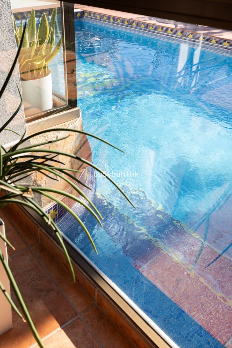 5 sypialnia Dom blizniak na sprzedaż w Torremolinos z basenem - 915 000 € (Ref: 10084982)