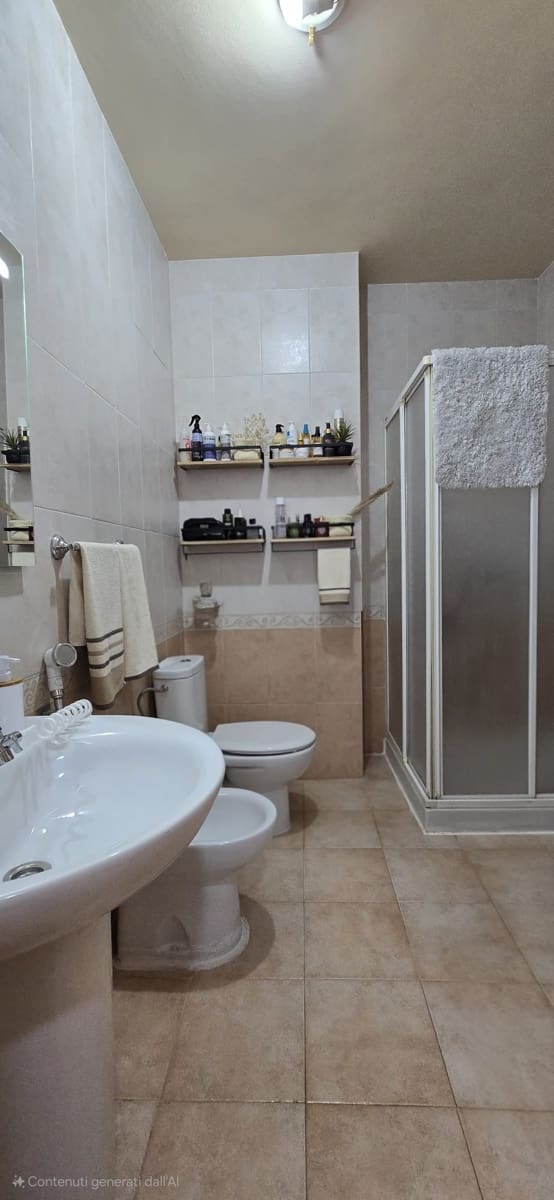 3 quarto Moradia Geminada para venda em Torremolinos - 350 000 € (Ref: 10084985)