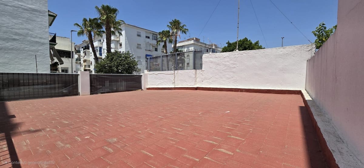 3 quarto Moradia Geminada para venda em Torremolinos - 350 000 € (Ref: 10084985)