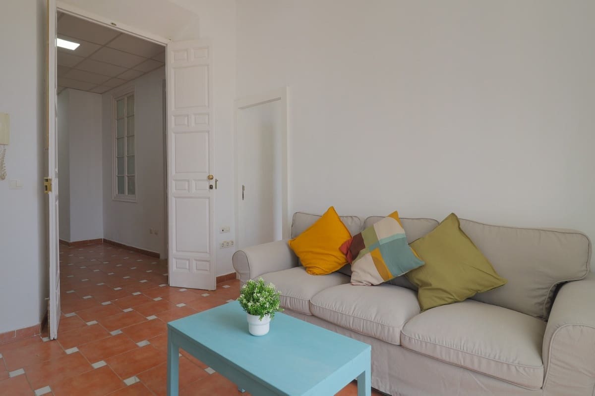 5 bedroom Apartment for sale in Malaga city - € 999,000 (Ref: 10084986)