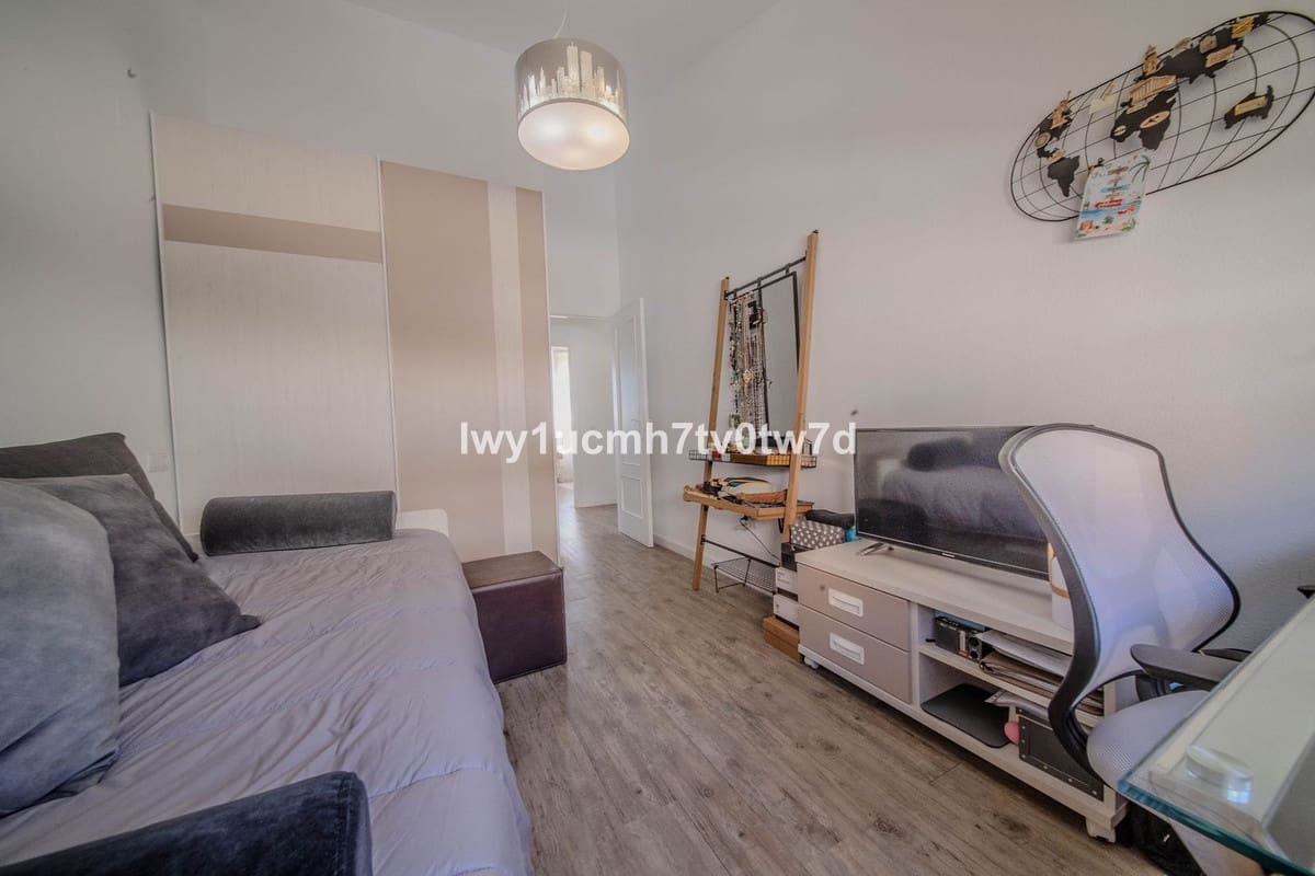 3 slaapkamer Rijtjeshuis te koop in Rincon de la Victoria - € 539.000 (Ref: 10084990)