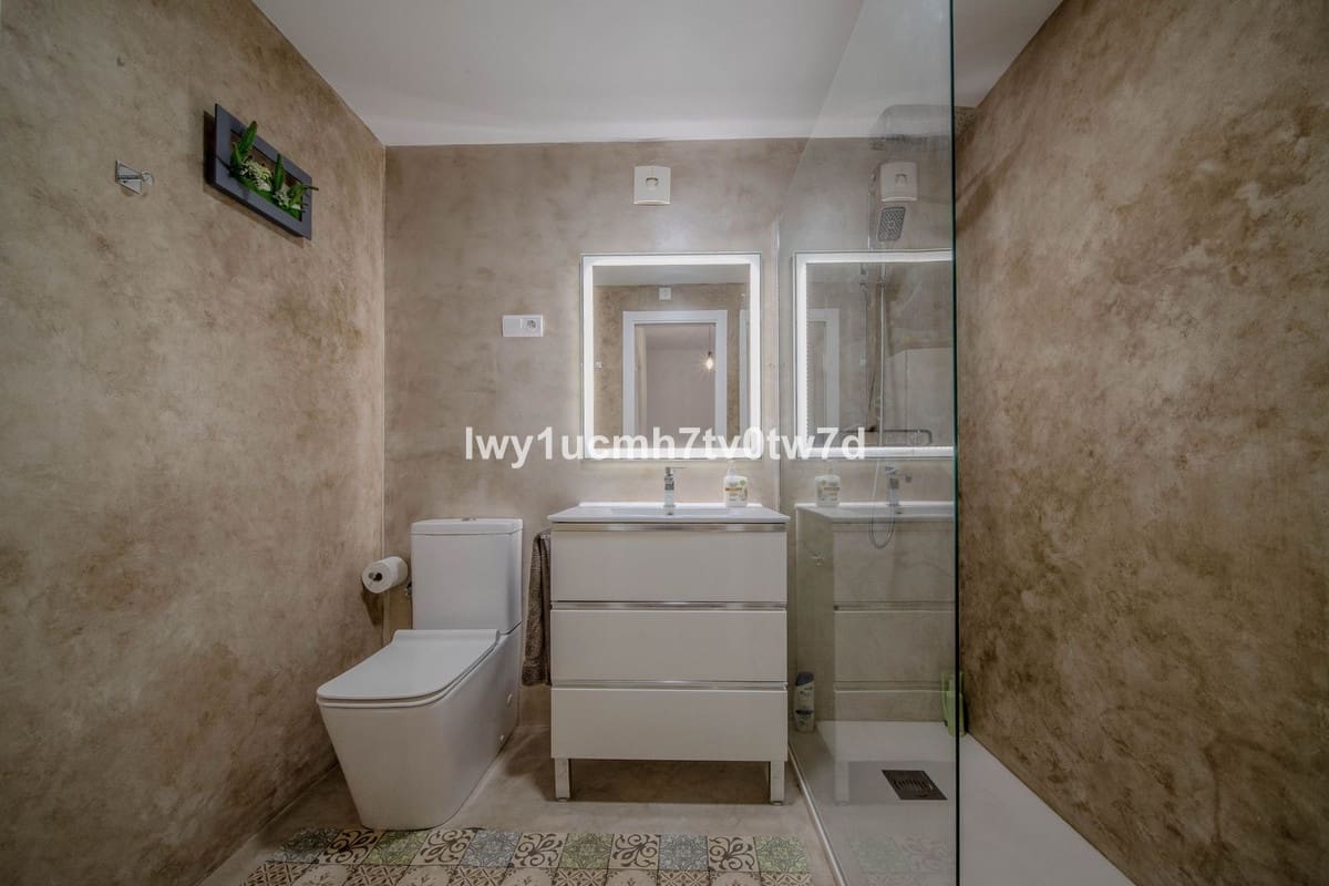 3 slaapkamer Rijtjeshuis te koop in Rincon de la Victoria - € 539.000 (Ref: 10084990)