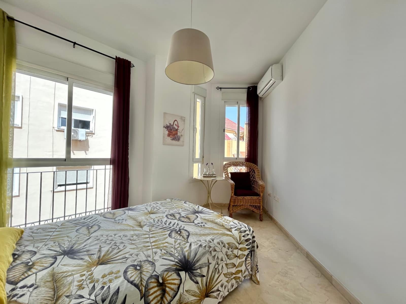 2 bedroom Apartment for sale in Malaga city with garage - € 375,000 (Ref: 10084996)