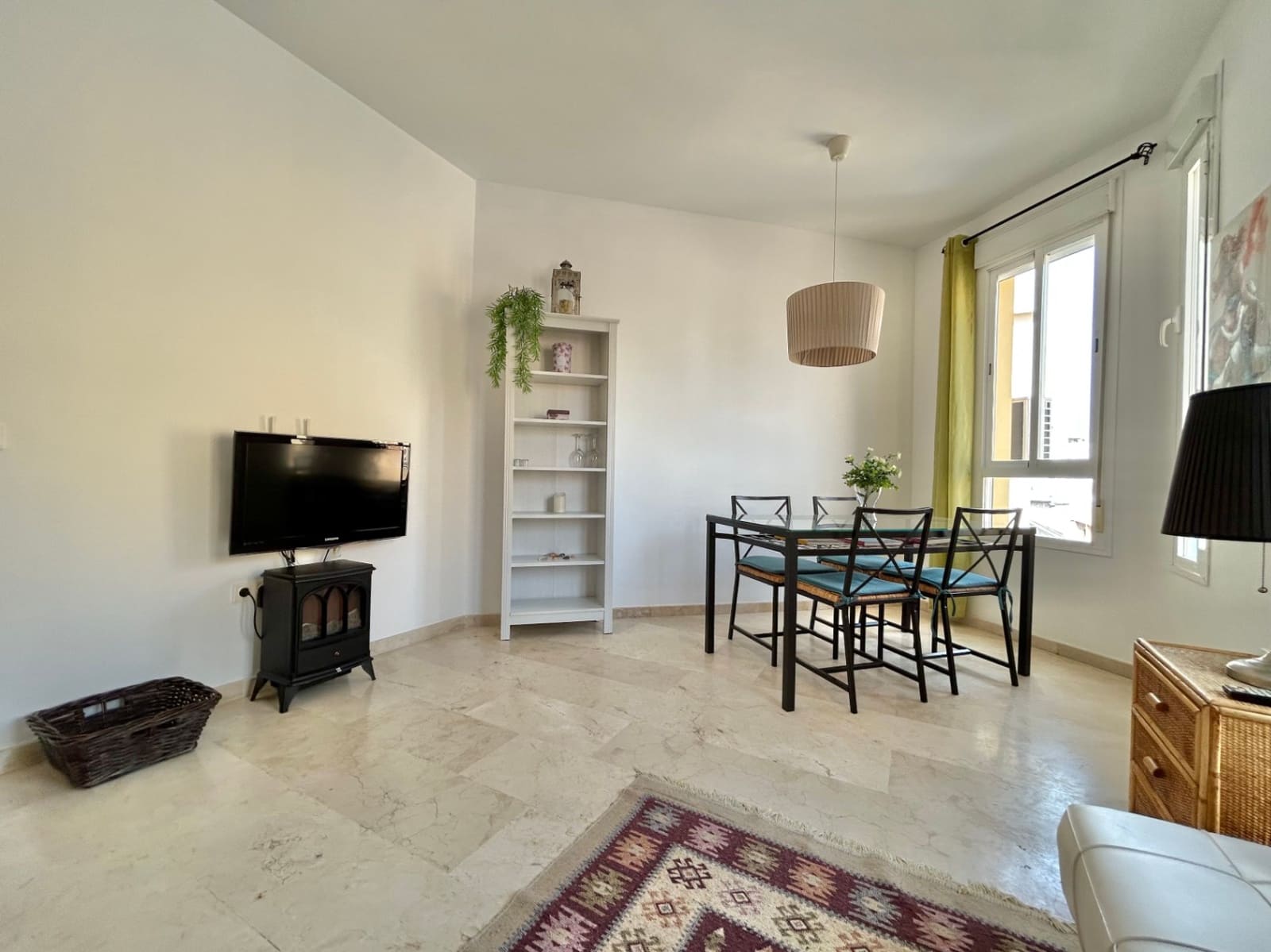 2 bedroom Apartment for sale in Malaga city with garage - € 375,000 (Ref: 10084996)