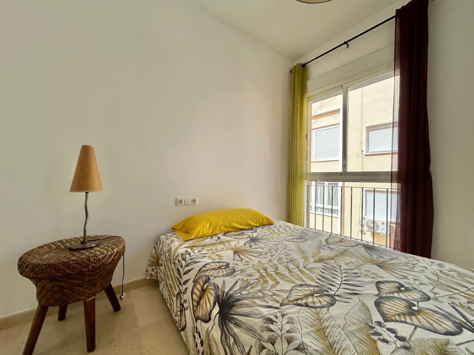 2 bedroom Apartment for sale in Malaga city with garage - € 375,000 (Ref: 10084996)