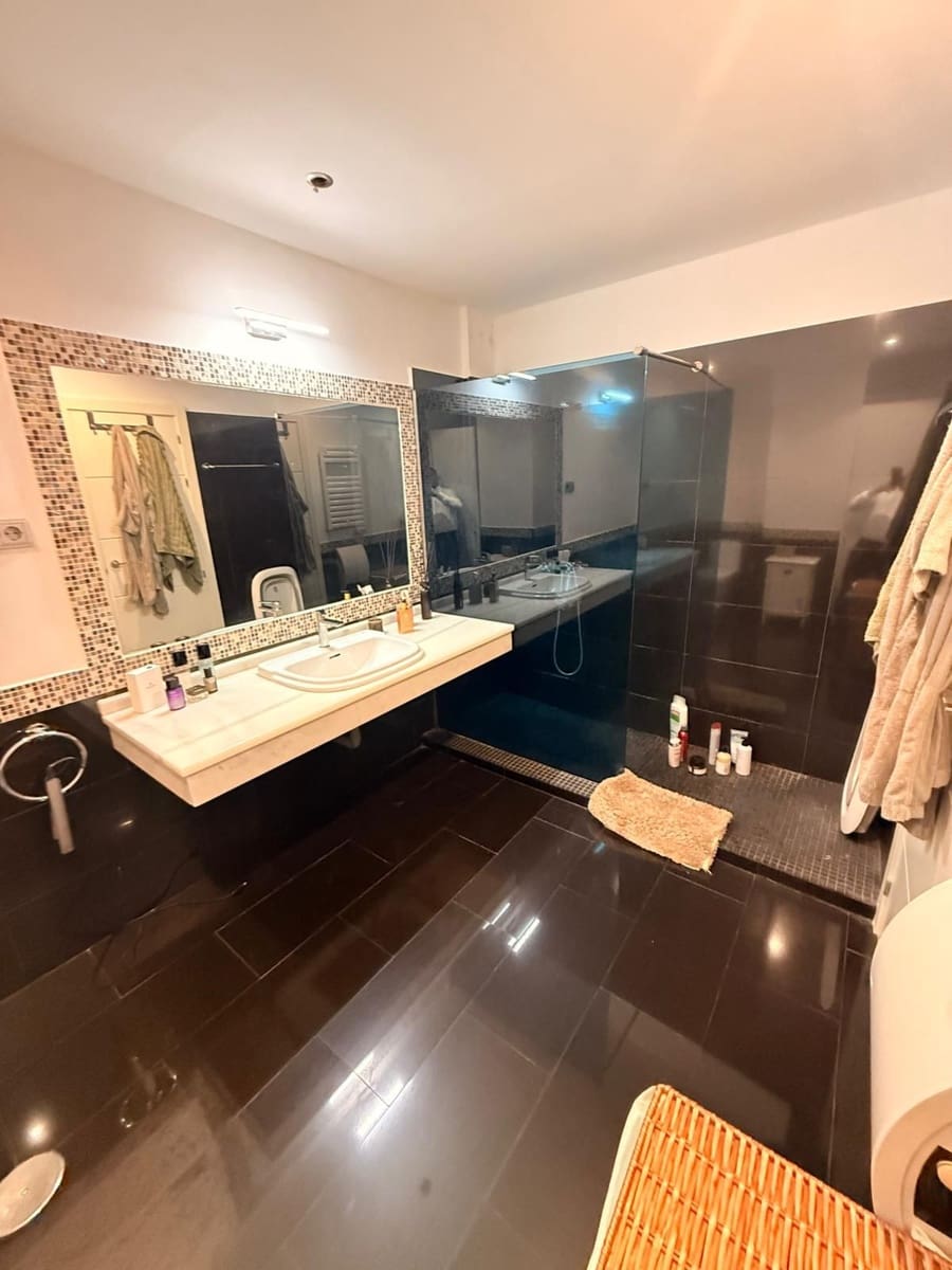 2 sovrum Lägenhet till salu i Benalmadena med pool - 580 000 € (Ref: 10084997)
