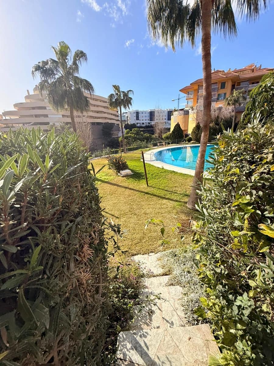 2 sovrum Lägenhet till salu i Benalmadena med pool - 580 000 € (Ref: 10084997)