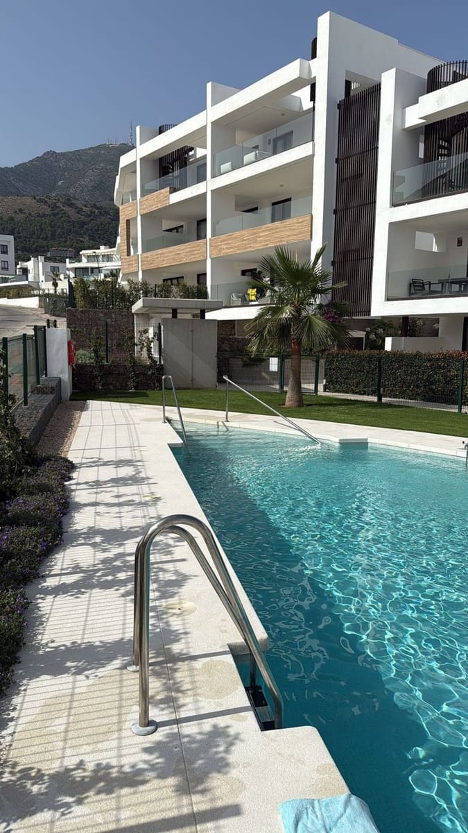 2 sypialnia Apartament na sprzedaż w Benalmadena z basenem - 449 000 € (Ref: 10085002)