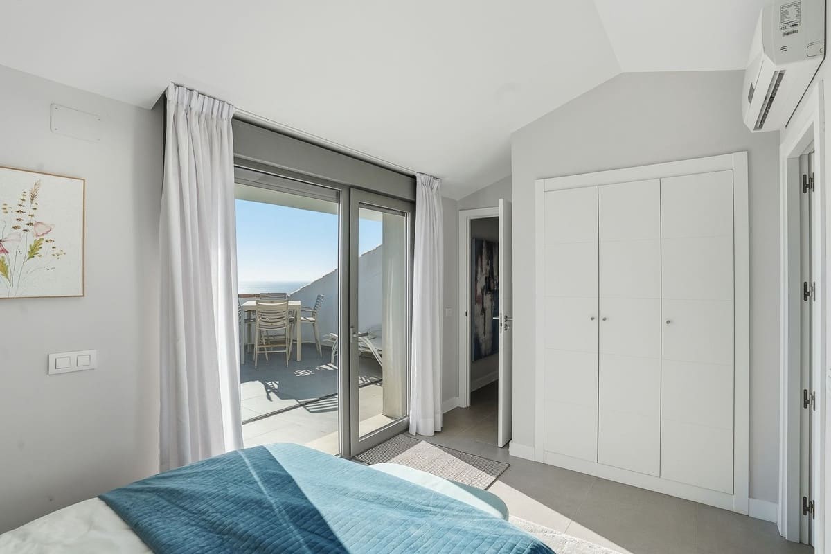 3 Zimmer Penthouse zu verkaufen in Benalmadena mit Pool - 619.995 € (Ref: 10093642)