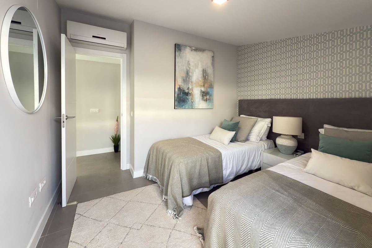 3 Zimmer Penthouse zu verkaufen in Benalmadena mit Pool - 619.995 € (Ref: 10093642)