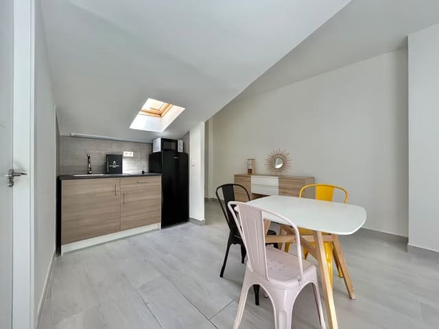 Studio til salg i Centro Historico, Málaga by - € 249.900 (Ref: 10113428)