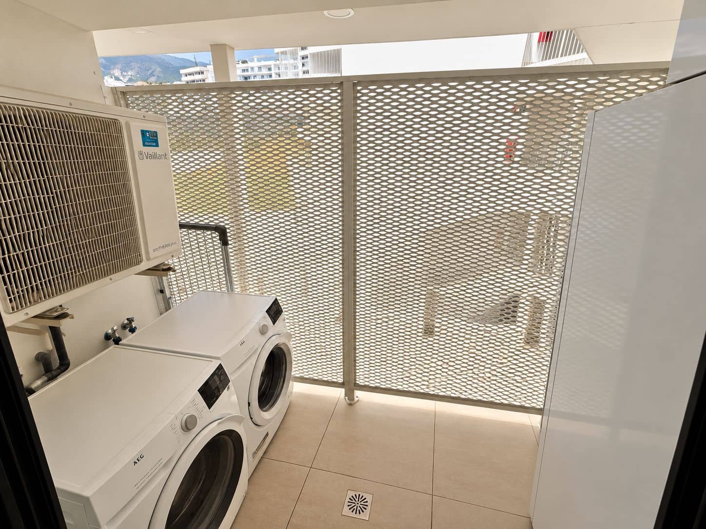 2 slaapkamer Appartement te koop in Fuengirola met zwembad garage - € 695.000 (Ref: 10147323)