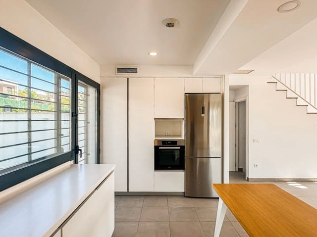 4 soverom Rekkehus til salgs i Hacienda Paredes, Málaga by med svømmebasseng garasje - € 1 650 000 (Ref: 10148107)