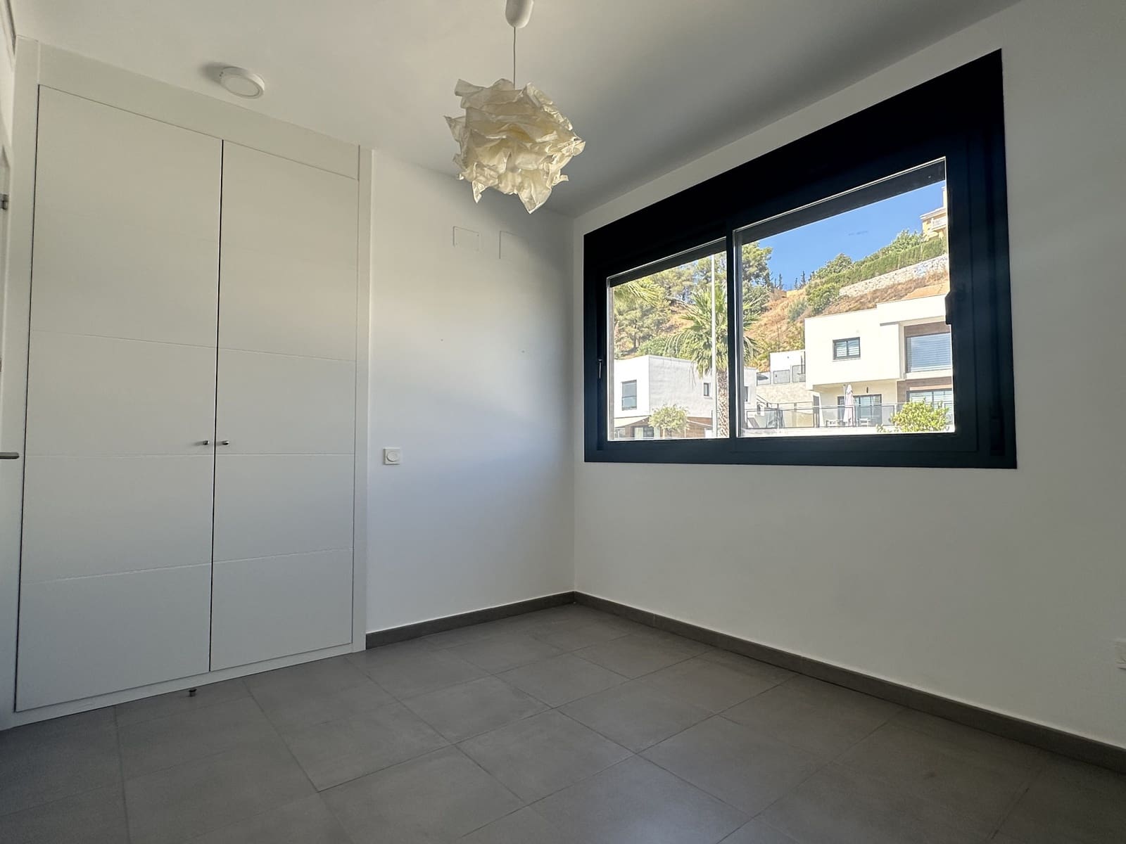 4 soverom Rekkehus til salgs i Malaga by med svømmebasseng garasje - € 1 650 000 (Ref: 10148107)