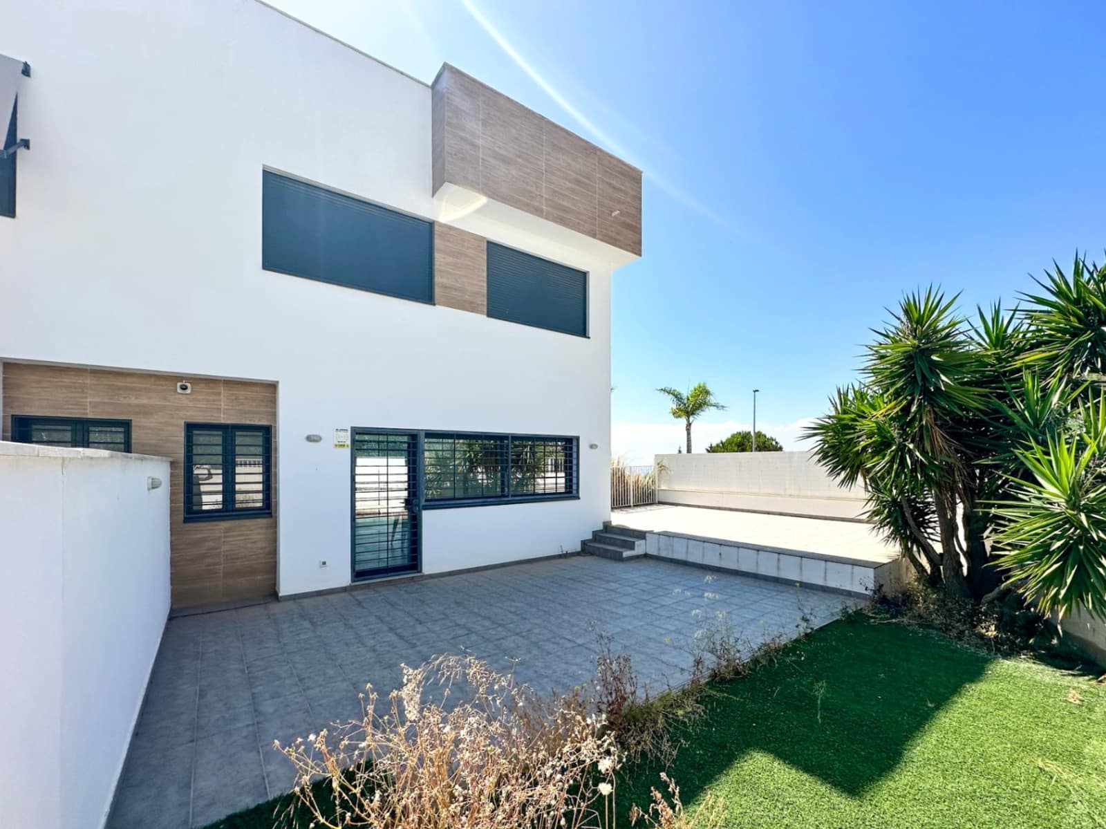 4 soverom Rekkehus til salgs i Malaga by med svømmebasseng garasje - € 1 650 000 (Ref: 10148107)