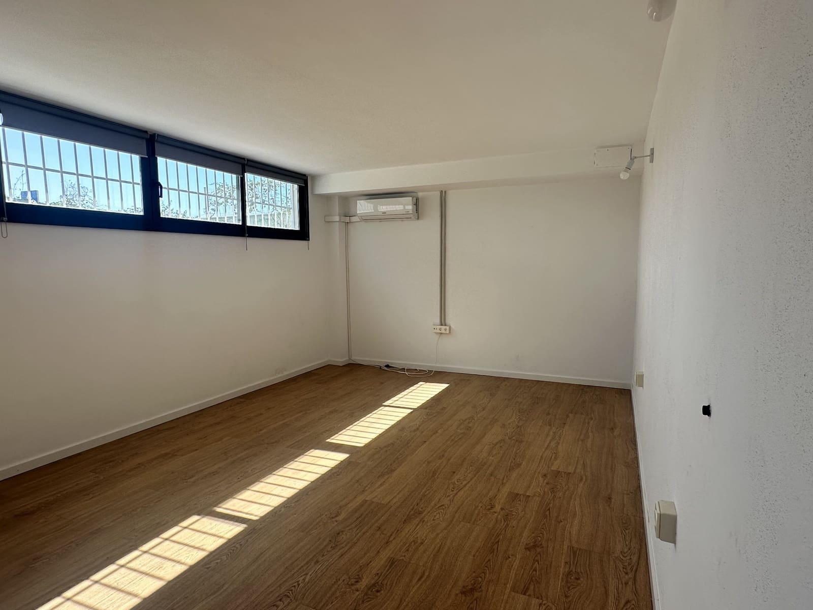 4 soverom Rekkehus til salgs i Malaga by med svømmebasseng garasje - € 1 650 000 (Ref: 10148107)