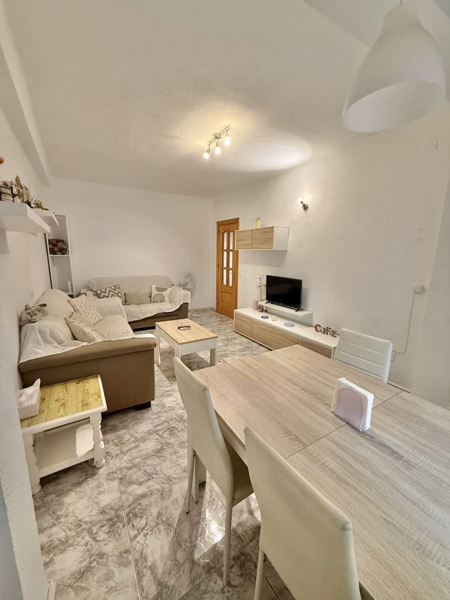 3 soveværelse Lejlighed til salg i Malaga by - € 245.000 (Ref: 10172162)