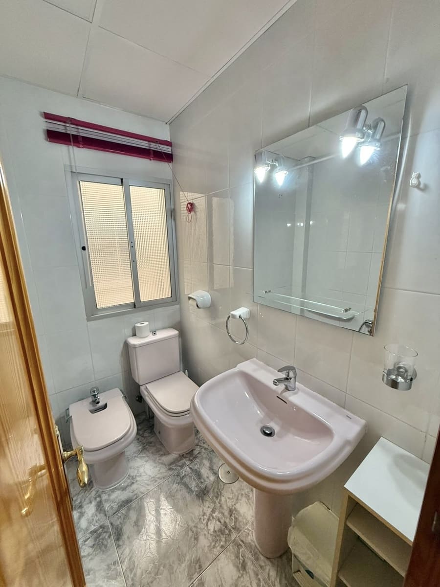3 soveværelse Lejlighed til salg i Malaga by - € 245.000 (Ref: 10172162)