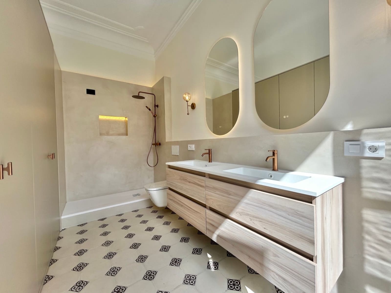 4 soveværelse Lejlighed til salg i Malaga by - € 1.250.000 (Ref: 10175695)