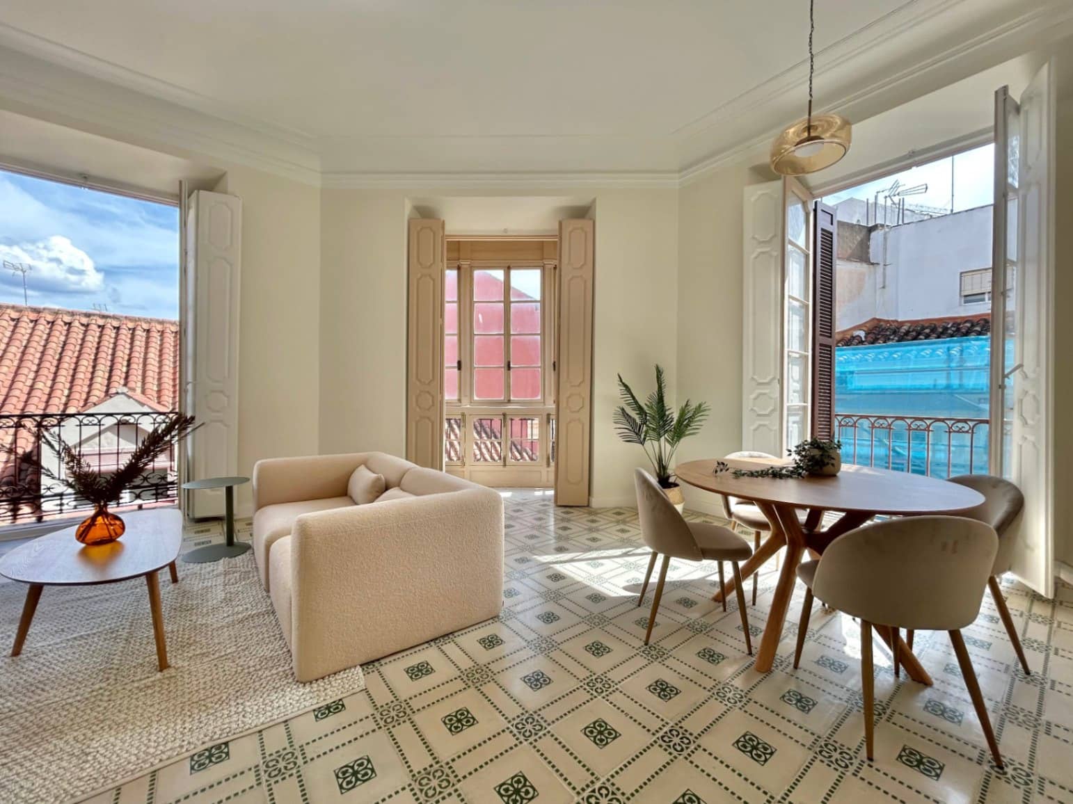 4 soveværelse Lejlighed til salg i Malaga by - € 1.250.000 (Ref: 10175695)