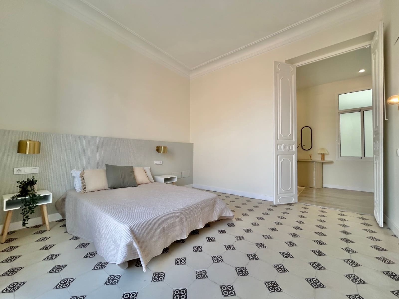 4 soveværelse Lejlighed til salg i Malaga by - € 1.250.000 (Ref: 10175695)