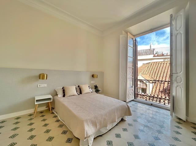 4 soveværelse Lejlighed til salg i Centro Historico, Málaga by - € 1.250.000 (Ref: 10175695)