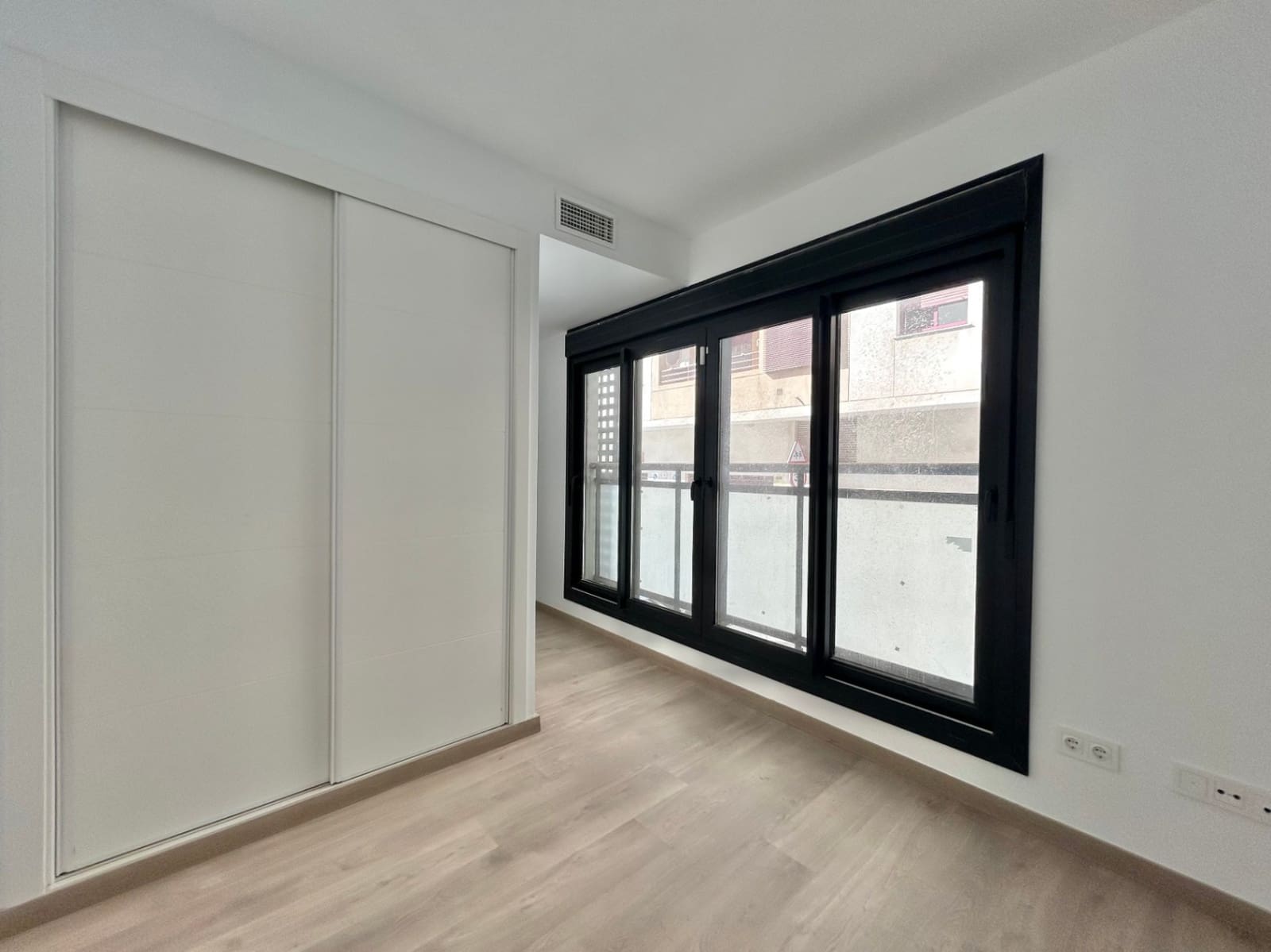 1 sypialnia Apartament na sprzedaż w Miasto Malaga z garażem - 310 000 € (Ref: 10179559)