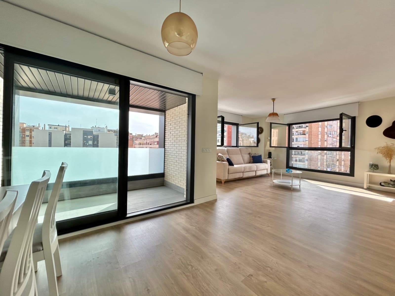 3 chambre Appartement à vendre à Malaga ville avec piscine garage - 950 000 € (Ref: 10183925)