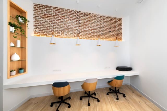 Garage til salg i Perchel Sur, Málaga by - € 41.990 (Ref: 8252459)