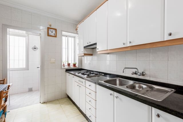 4 soverom Leilighet til salgs i La Caleta, Málaga by med garasje - € 499 900 (Ref: 8255130)