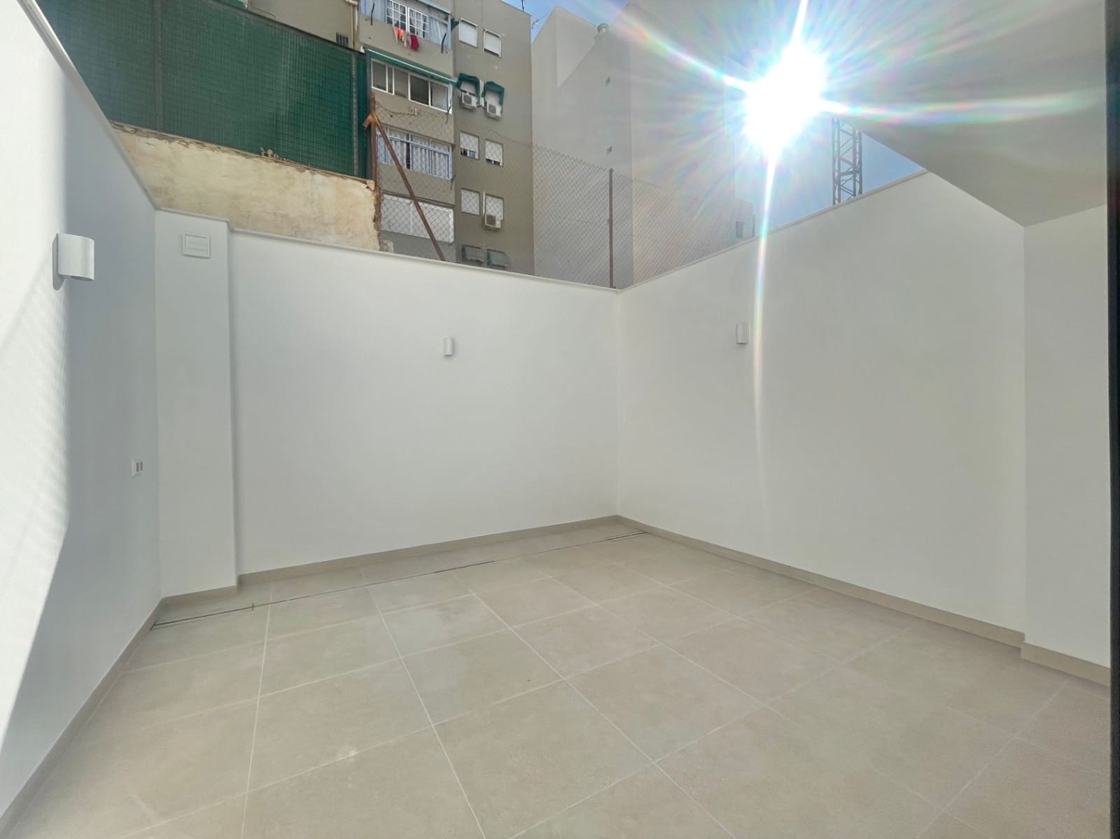 3 slaapkamer Villa te koop in Malaga stad met zwembad garage - € 750.000 (Ref: 8803272)